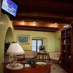 Joyce Hotel 3*
