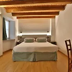 Joyce Hotel 3*