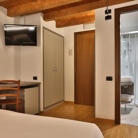 Hotel Joyce 3*