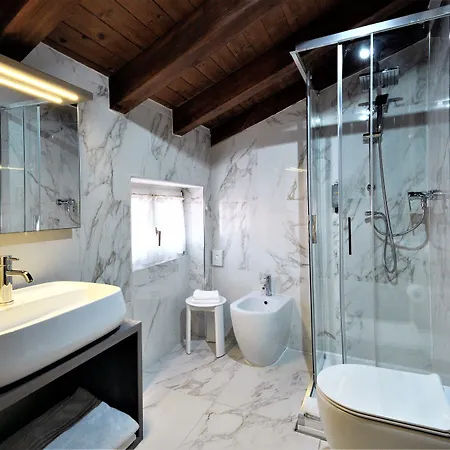 Joyce 트리에스테