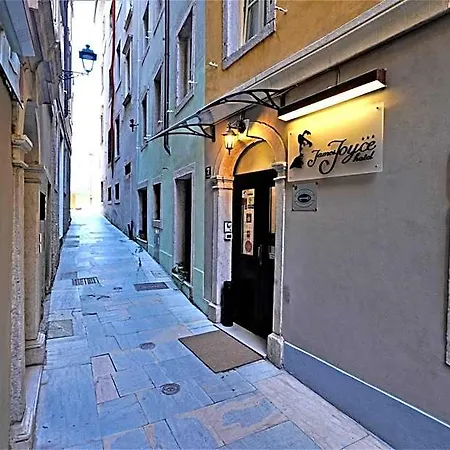 James Joyce Otel 3*